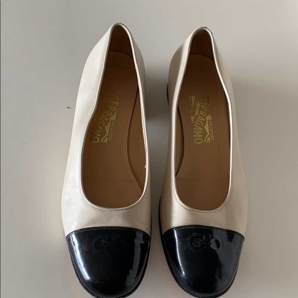 Ferragamo designer vintage contrast dhoes